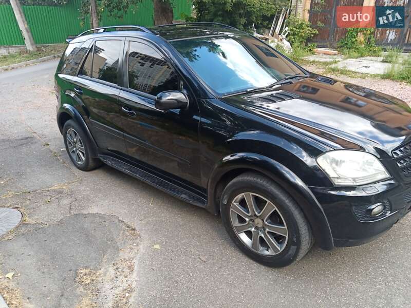 Внедорожник / Кроссовер Mercedes-Benz M-Class 2007 в Киеве