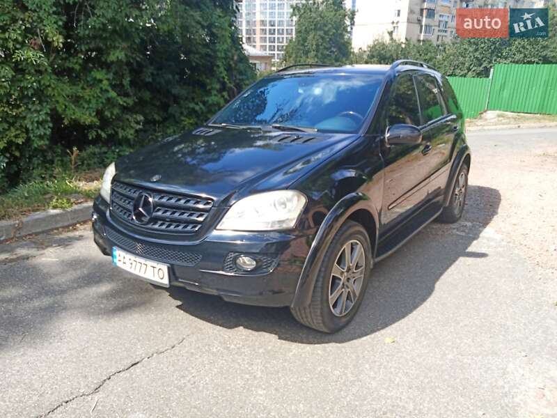 Внедорожник / Кроссовер Mercedes-Benz M-Class 2007 в Киеве