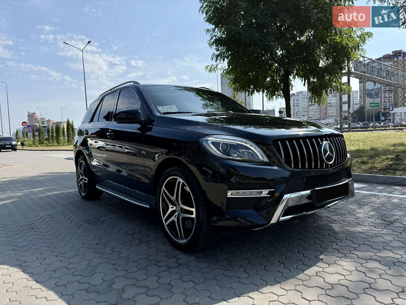 Внедорожник / Кроссовер Mercedes-Benz M-Class 2014 в Киеве