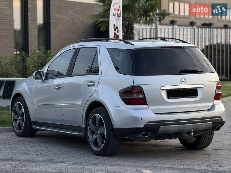 Внедорожник / Кроссовер Mercedes-Benz M-Class 2006 в Ужгороде