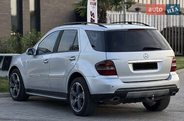 Внедорожник / Кроссовер Mercedes-Benz M-Class 2006 в 