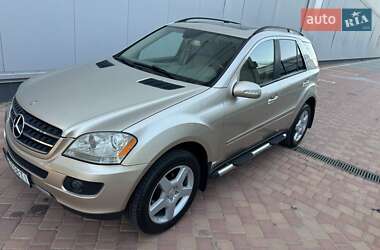 Внедорожник / Кроссовер Mercedes-Benz M-Class 2007 в 