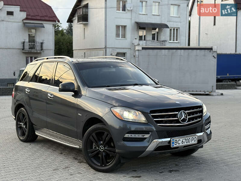 Внедорожник / Кроссовер Mercedes-Benz M-Class 2012 в Львове
