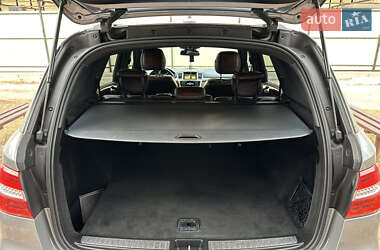 Позашляховик / Кросовер Mercedes-Benz M-Class 2012 в 