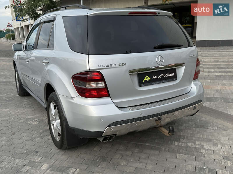 Внедорожник / Кроссовер Mercedes-Benz M-Class 2008 в Киеве
