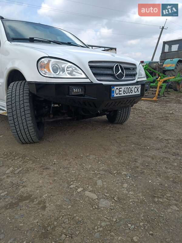 Позашляховик / Кросовер Mercedes-Benz M-Class 2002 в Чернівцях