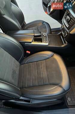 Внедорожник / Кроссовер Mercedes-Benz M-Class 2012 в 