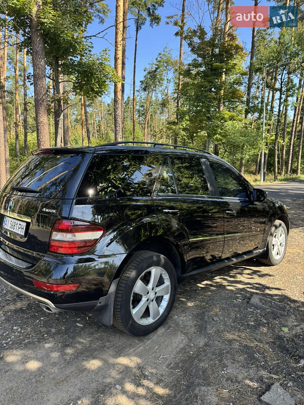Позашляховик / Кросовер Mercedes-Benz M-Class 2008 в Києві