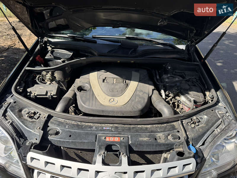 Позашляховик / Кросовер Mercedes-Benz M-Class 2008 в Києві