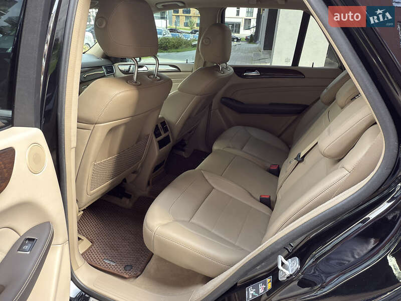 Позашляховик / Кросовер Mercedes-Benz M-Class 2014 в Львові фото 24 Позашляховик / Кросовер Mercedes-Benz M-Class 2014 в Львові