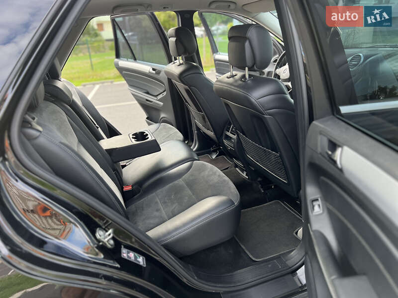 Позашляховик / Кросовер Mercedes-Benz M-Class 2010 в Києві