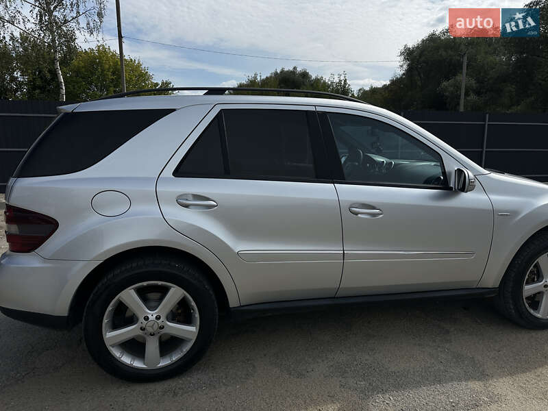 Внедорожник / Кроссовер Mercedes-Benz M-Class 2008 в Могилев-Подольске фото 6 Внедорожник / Кроссовер Mercedes-Benz M-Class 2008 в Могилев-Подольске