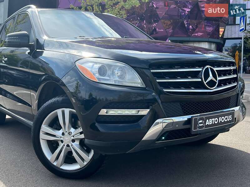Внедорожник / Кроссовер Mercedes-Benz M-Class 2014 в Киеве