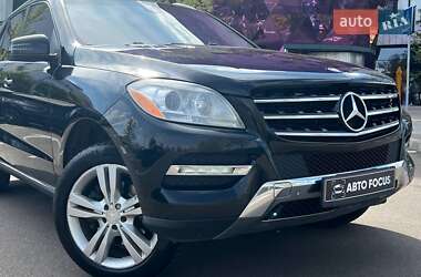Внедорожник / Кроссовер Mercedes-Benz M-Class 2014 в 