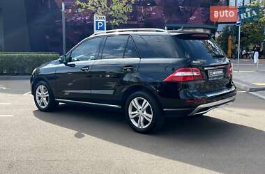 Внедорожник / Кроссовер Mercedes-Benz M-Class 2014 в 
