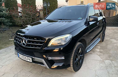 Позашляховик / Кросовер Mercedes-Benz M-Class 2012 в 