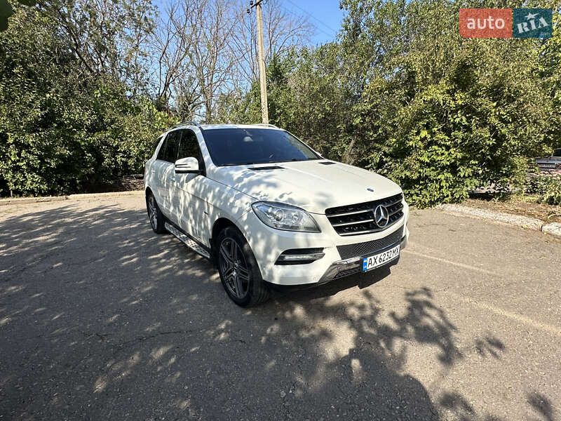 Внедорожник / Кроссовер Mercedes-Benz M-Class 2012 в Змиеве фото 6 Внедорожник / Кроссовер Mercedes-Benz M-Class 2012 в Змиеве