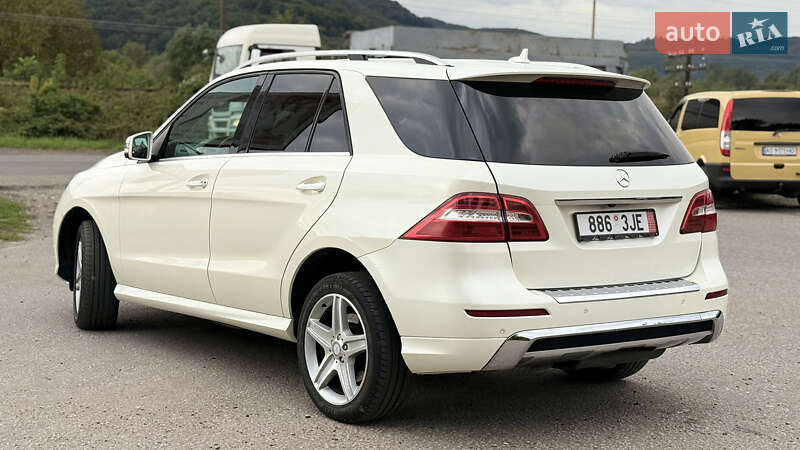 Внедорожник / Кроссовер Mercedes-Benz M-Class 2012 в Хусте
