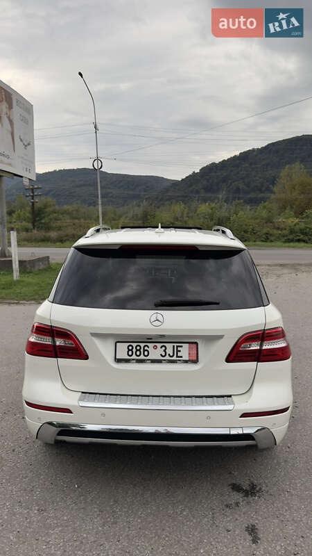 Внедорожник / Кроссовер Mercedes-Benz M-Class 2012 в Хусте