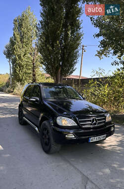 Позашляховик / Кросовер Mercedes-Benz M-Class 2000 в 