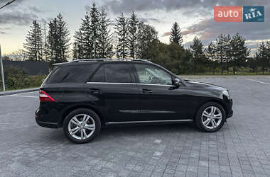 Внедорожник / Кроссовер Mercedes-Benz M-Class 2012 в 
