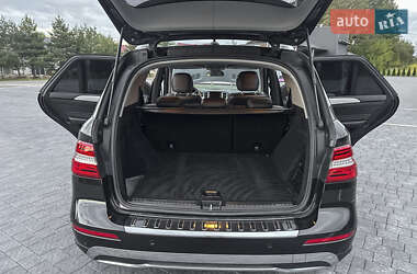 Внедорожник / Кроссовер Mercedes-Benz M-Class 2012 в 