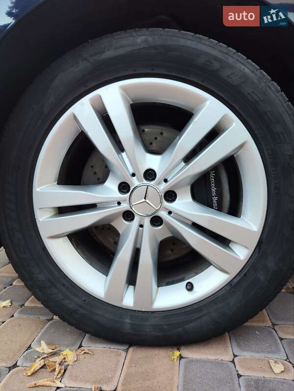 Внедорожник / Кроссовер Mercedes-Benz M-Class 2013 в Киеве