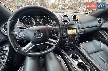 Внедорожник / Кроссовер Mercedes-Benz M-Class 2010 в Кривом Роге