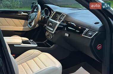 Внедорожник / Кроссовер Mercedes-Benz M-Class 2012 в 