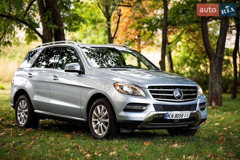 Позашляховик / Кросовер Mercedes-Benz M-Class 2015 в Києві