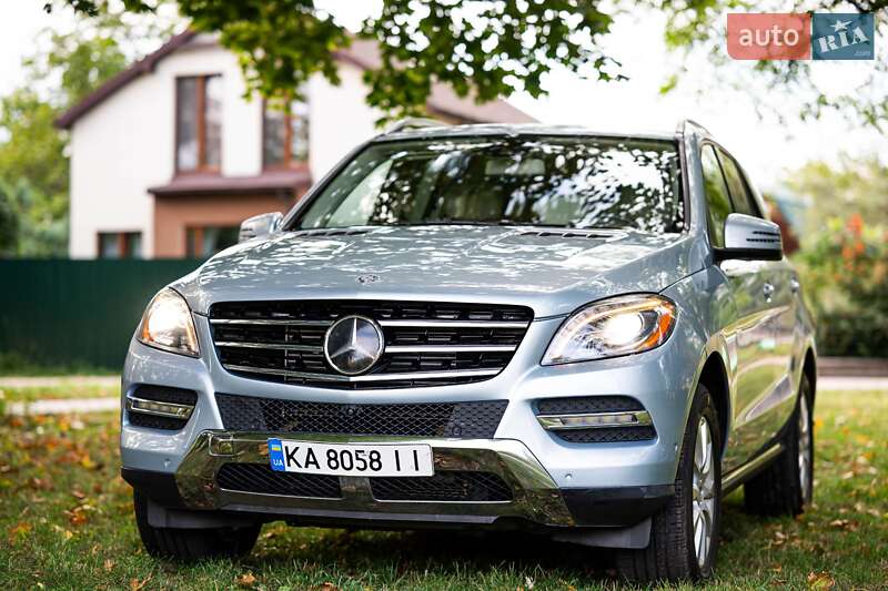 Позашляховик / Кросовер Mercedes-Benz M-Class 2015 в Києві