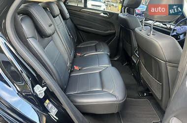 Внедорожник / Кроссовер Mercedes-Benz M-Class 2012 в 