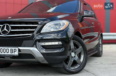 Внедорожник / Кроссовер Mercedes-Benz M-Class 2013 в 