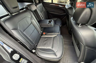 Внедорожник / Кроссовер Mercedes-Benz M-Class 2013 в 