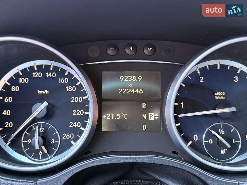 Позашляховик / Кросовер Mercedes-Benz M-Class 2011 в Києві