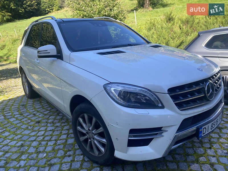 Позашляховик / Кросовер Mercedes-Benz M-Class 2013 в Вінниці