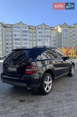 Внедорожник / Кроссовер Mercedes-Benz M-Class 2008 в 