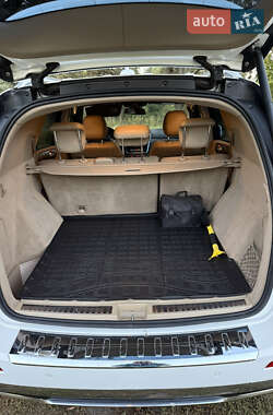 Позашляховик / Кросовер Mercedes-Benz M-Class 2014 в 