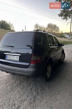 Позашляховик / Кросовер Mercedes-Benz M-Class 2003 в 