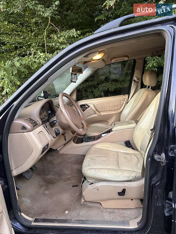 Внедорожник / Кроссовер Mercedes-Benz M-Class 2003 в Хмельницком