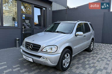 Внедорожник / Кроссовер Mercedes-Benz M-Class 2001 в 