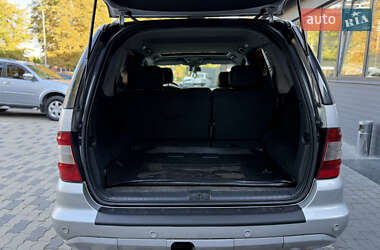 Внедорожник / Кроссовер Mercedes-Benz M-Class 2001 в 
