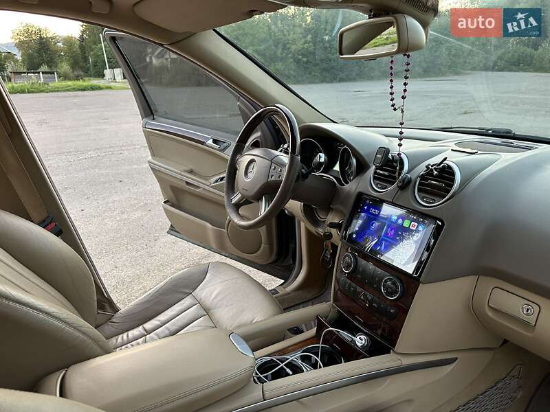 Позашляховик / Кросовер Mercedes-Benz M-Class 2006 в Старому Самборі