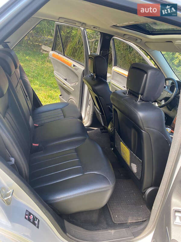 Внедорожник / Кроссовер Mercedes-Benz M-Class 2006 в Киеве