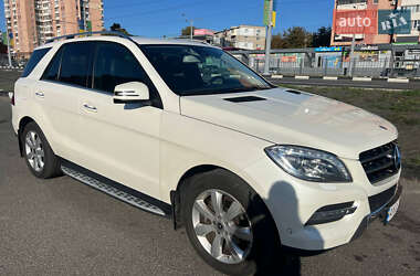 Позашляховик / Кросовер Mercedes-Benz M-Class 2013 в Харкові