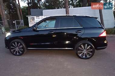 Позашляховик / Кросовер Mercedes-Benz M-Class 2014 в 