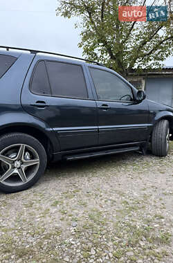 Позашляховик / Кросовер Mercedes-Benz M-Class 1999 в 