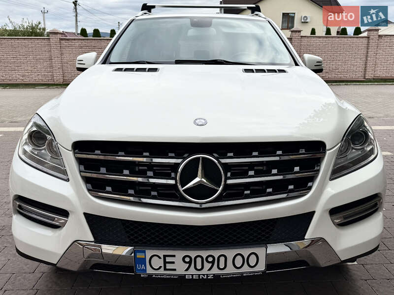Внедорожник / Кроссовер Mercedes-Benz M-Class 2013 в Черновцах