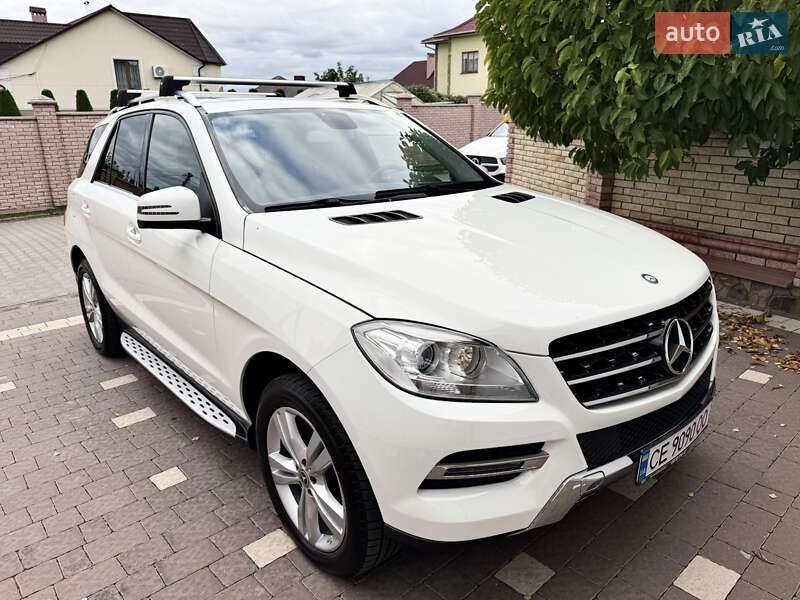Внедорожник / Кроссовер Mercedes-Benz M-Class 2013 в Черновцах