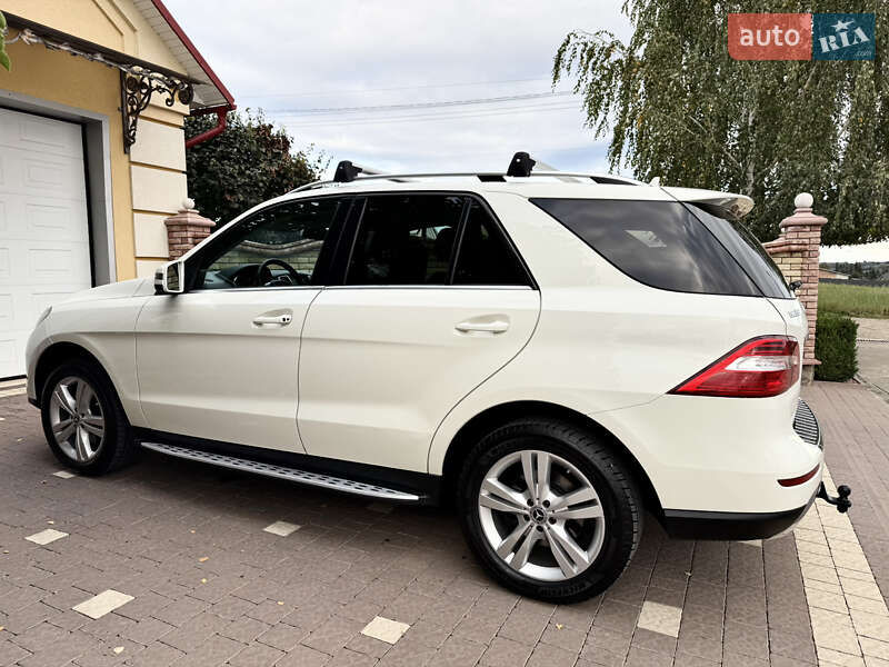 Внедорожник / Кроссовер Mercedes-Benz M-Class 2013 в Черновцах